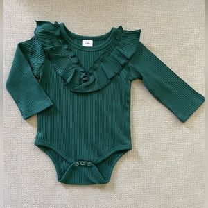 Green Long Sleeve onesie (3-6 mo)